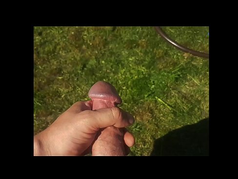 ❤️ Hot hottie gets kanyang pink puki fucked at cums sa isang pumulandit sa isang summer garden ❤️❌ Sex video sa tl.redgast4asset.ru ❌️